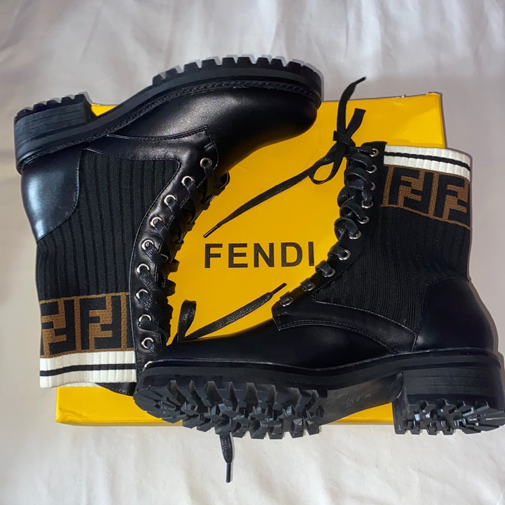 Booties size 38